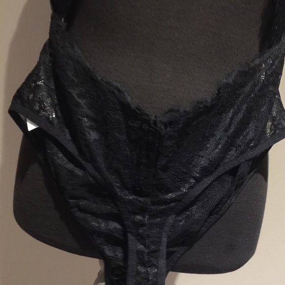 Lace halter cutout teddy bodysuit SZ L NWOT Black - Picture 9 of 14